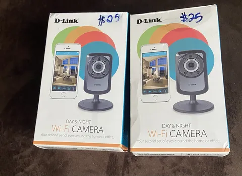 2 Cameras ~D-Link DCS-934L Day & Night WiFi Cameras Cloud Network NEW Unopened -