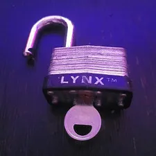 Lynx Keyed Padlock w/ Key Lock Mechanism, Silver/Black Metal Metallic Finish