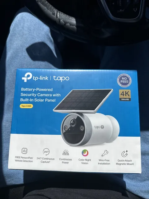 Tapo MagCam 4K Outdoor Wireless Security Camera - Battery with Integrated Solar