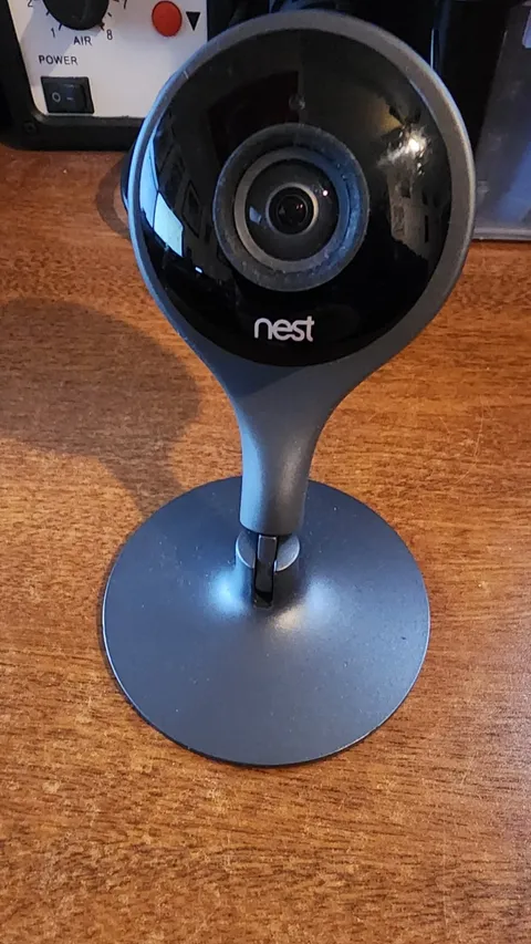Google Nest Cam Indoor Security Camera 1st Gen with magnetic stand (A0005)