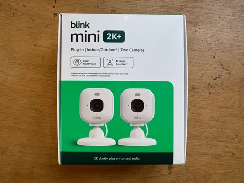 Blink mini 2k+ cameras - 2 Cameras -Indoor/Outdoor