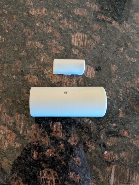 SimpliSafe Entry Sensor, Used, Door/Window - First Generation security system