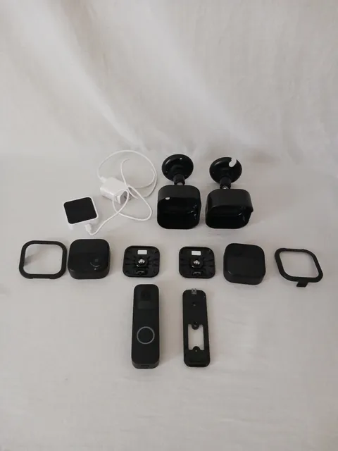 Blink Outdoor 4 Wireless Smart Security System w/ 2 Cameras/Doorbell/Sync Module