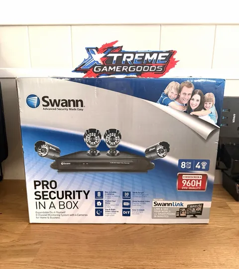 Swann 960H Pro-Series Professional Security Camera System 4 Cameras 8 Channel