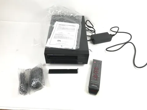 Samsung SRN 470DN Network Video Recorder w/ Box