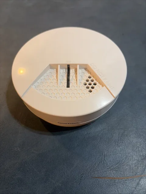 SimpliSafe Smoke Detector Sensor Alarm SSSD1 (Gen 1)  FREE SHIPPING