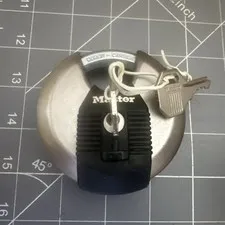 Large Master lock padlock cylinder Boron-Carbide weather resistant w/ keys