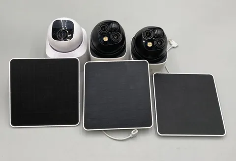 Eufy Solocam Multi-Cam Solar Smart Security Kit Custom 3-Pack White/Black Good