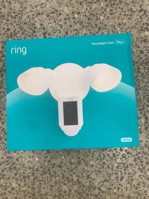RING FLOODLIGHT CAM PLUS OUTDOOR WIRED 1080P SURVEILLANCE CAMERA WHITE NEW ✅