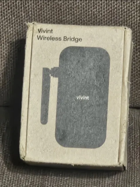 Vivint Wireless Bridge Model Brand New slightly water damaged box LOT OF 5