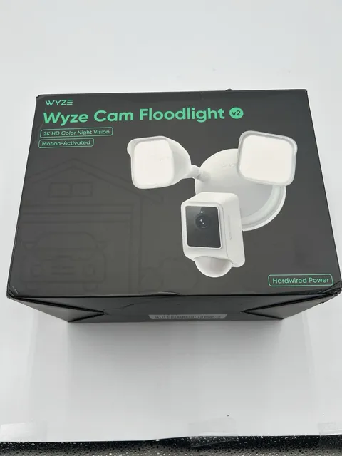 Wyze Cam Floodlight V2 Motion-Activated 2K HD Color Night Vision Camera