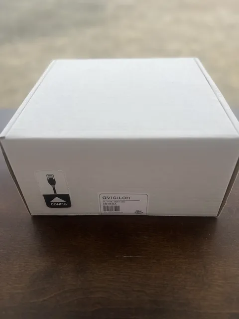 AVIGILON Camera | 9C-H4A-3MH-180 | Indoor/Outdoor Dome New Sealed Box