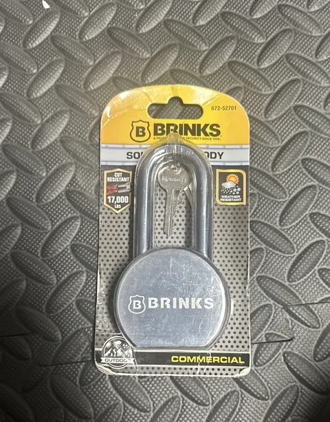 NEW BRINKS 672 52701 HARDENED STEEL COMMERCIAL PADLOCK OUTDOOR WEATHER RESISTANT