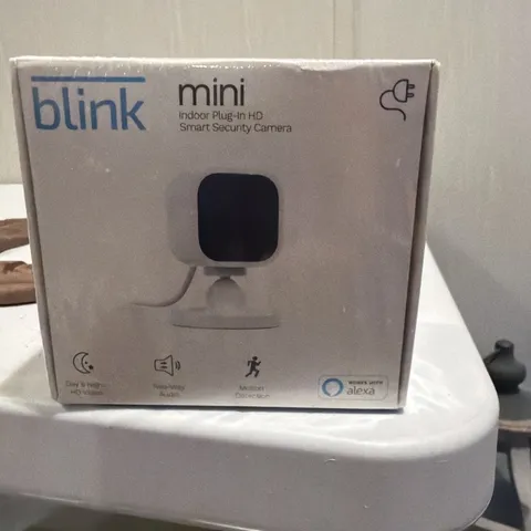 Blink Mini Indoor Plug-In Live HD Smart Security Camera (New in Box)