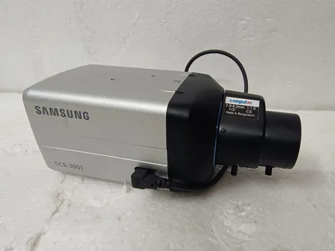 Samsung SCB-3001p security camera Super Vision 650 TVL With 4mm 1:1.2  1/3" Lens