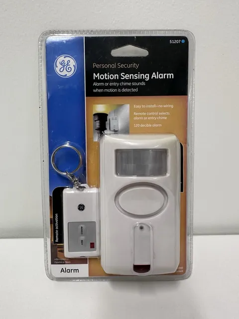 GE Personal Security Motion Sensing Alarm 120 dB Entry Chime w/Remote NEW 51207