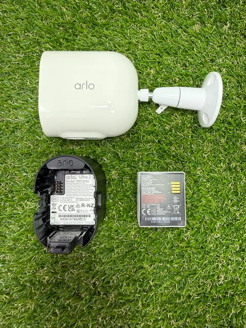 Arlo Ultra 2 VMC5040 Spotlight Security Camera with Cord - 1