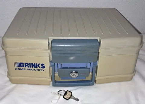 Brinks Home Security Water, Safe, Lock Box Fire Safe Class 350, 1 key 14"x 11"x