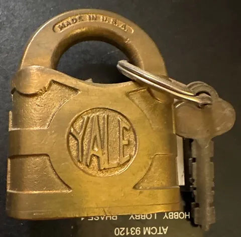 Yale ATCM93120 Keyed Brass Padlock 20mm Shackle, Medium, 2 Keys