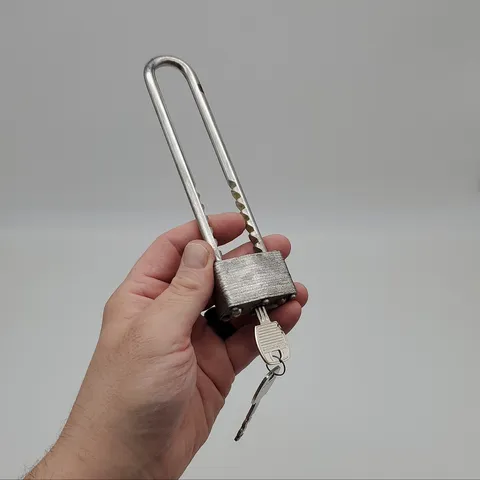 Master Lock No 517 Padlock 5-7/8"L x 0.280"D Shackle Adjustable USA Made Vintage