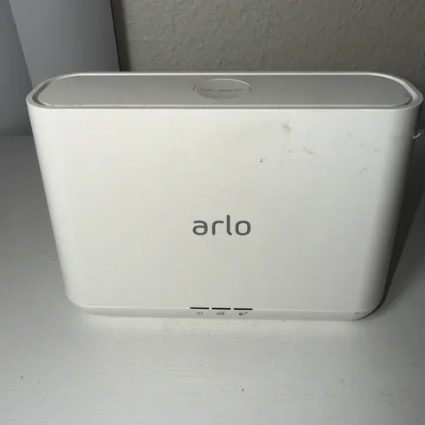 No Power Cord. Netgear Arlo Pro VMB4000 Wireless Camera Base Station No Cord