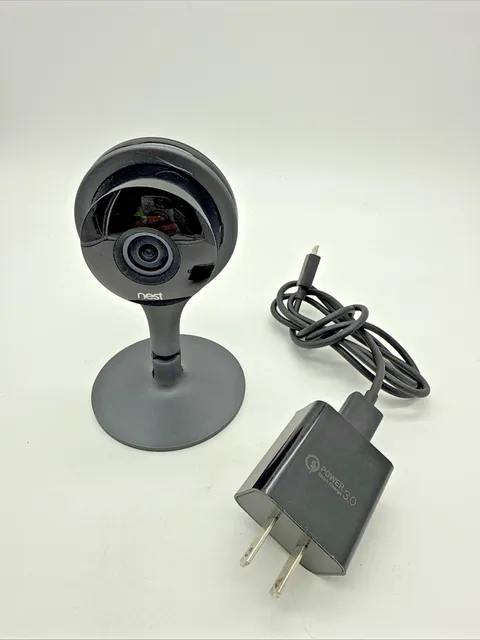 Google Nest Cam Indoor Smart Security Camera 1st Generation NC1102ES A0005