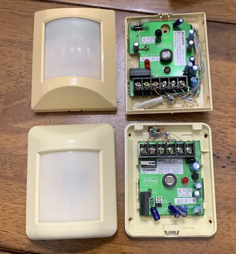 Aleph PIR motion Sensor LOT Of 2 XP-3 & XP-1A Tested & Works For Alarm System