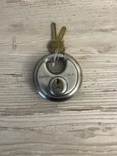 Vintage Chinrose  Stainless Steel Discuss Lock Round No. 40