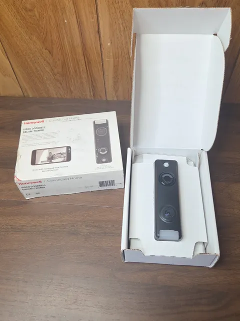 Honeywell Video Doorbell DBCAM-TRIMBR Skybell Black Bronze Total Connect New