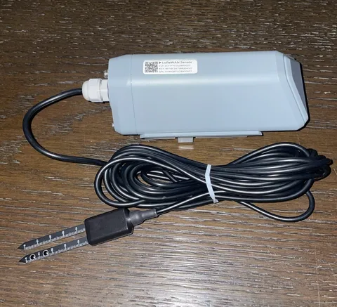 SenseCAP S2105 - LoRaWAN Soil Moisture, Temperature and EC Sensor