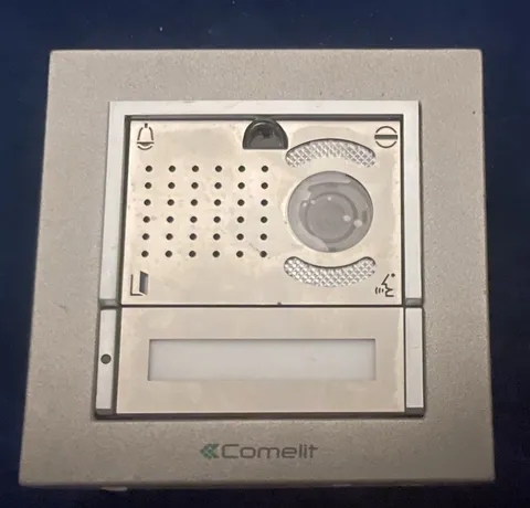 Comelit External Unit with 4682KC Audio/Video Module ViP System Intercom