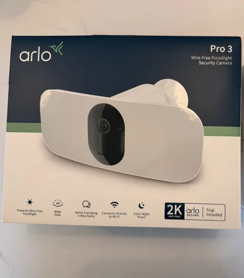 Arlo Pro 3 Floodlight Camera 2K HDR