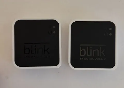 *PARTS ONLY* Lot of 2 LOCKED Blink Sync Module 2 BSM00401U *read*