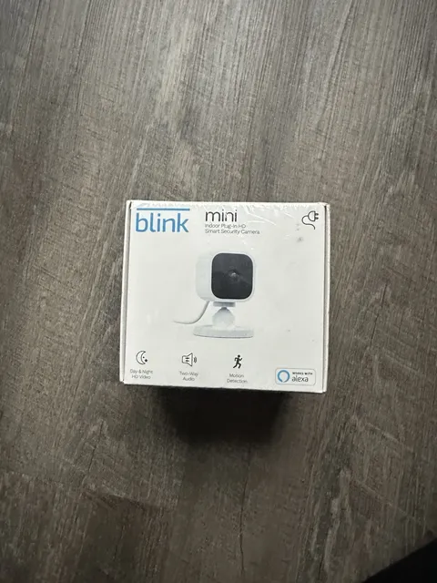 Blink Mini Indoor Plug-In Live HD Smart Security Camera (New in Box) FACTORY SEA