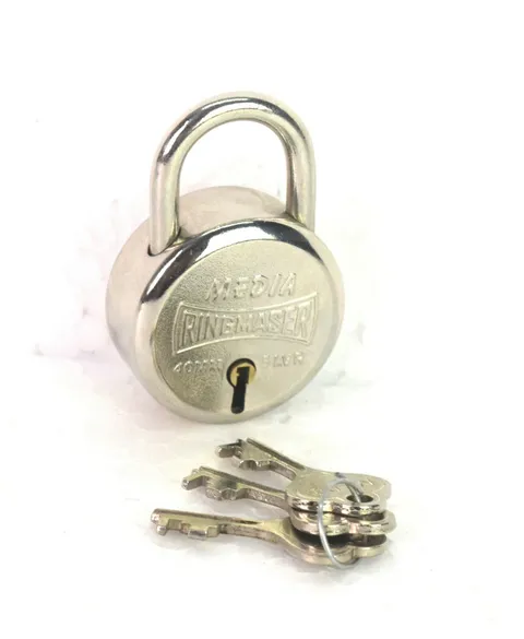 New Iron Beautiful Durable Padlock Small Smart Safety Attractive Lock. i42-96 