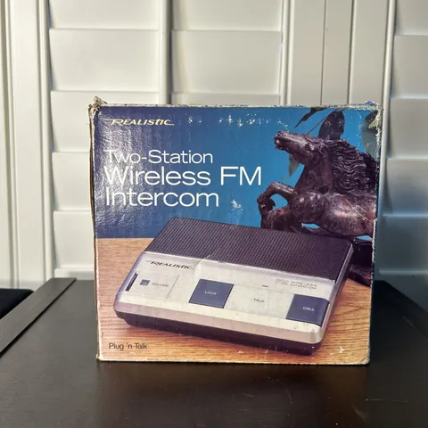 Realistic Two Station Plug and Talk Wireless FM Intercom #43-224
