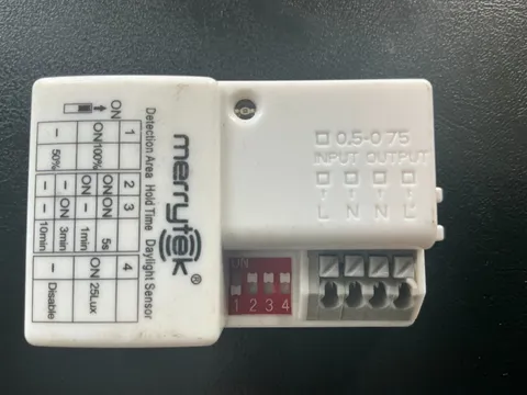 MC070S E Merrytek Microwave Motion Sensor Light control switch 220-240V AC 800w