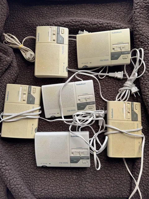 Radio Shack FM Wireless 3 Channel Intercom System - Set of 6 #43-490