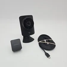 SimpliSafe Indoor Camera Wi-Fi HD Security Camera SSCM1 + Wall Charger + cord !!