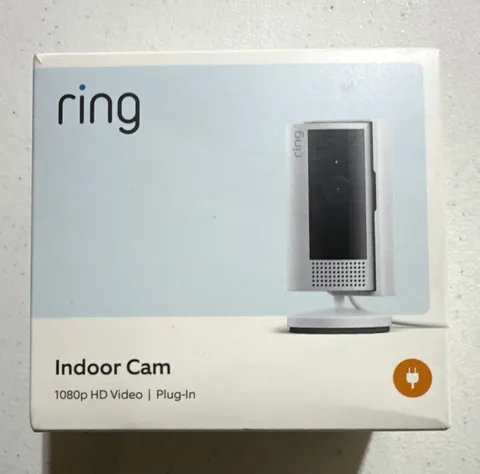 New Ring Indoor Cam (2nd Gen) 1080p Wi-Fi Plug-In Motion Detection Indoor White