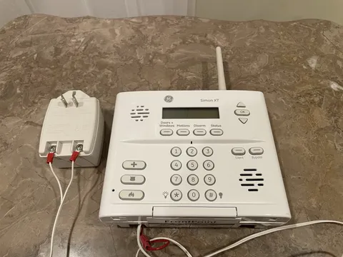 Frontpoint GE Simon XT Security System Control Panel - With Powercord Interlogix