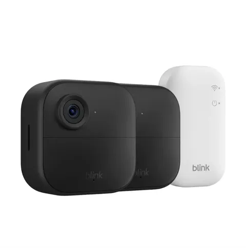 Blink Outdoor 4 – Wireless smart security camera, two-year battery life,...
