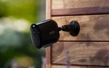 Arlo Pro 5S 2K Security Camera VMC4060B w/Mounting Bracket BLACK. New In Box