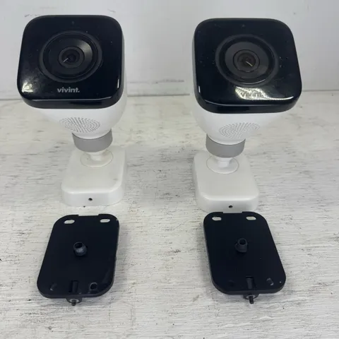 Vivint Outdoor Security Camera Pro VS-ODC300-WHT  Lot of 2