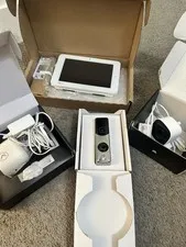 IQ Panel IP Security System Touch Screen 2 Cameras Video Doorbell White