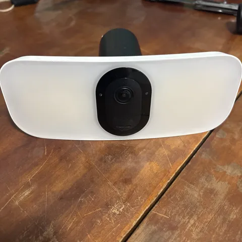 Arlo Pro 3 Floodlight Wire-Free 2K Camera FB1001 - White with battery