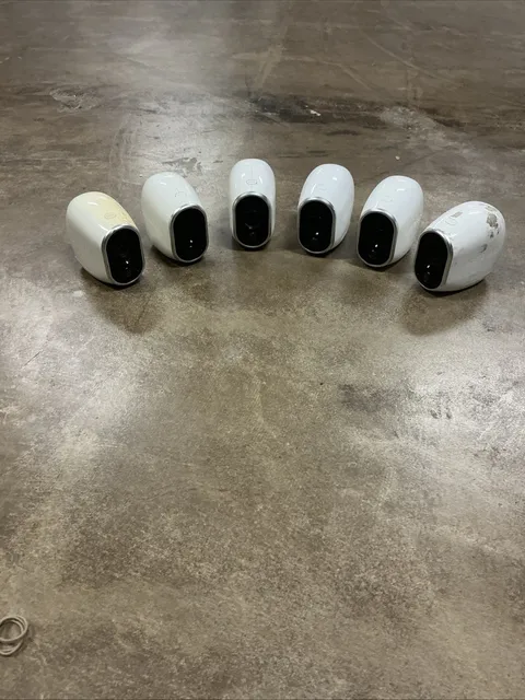 arlo vmc3030 Lot Of 6 Parts Only