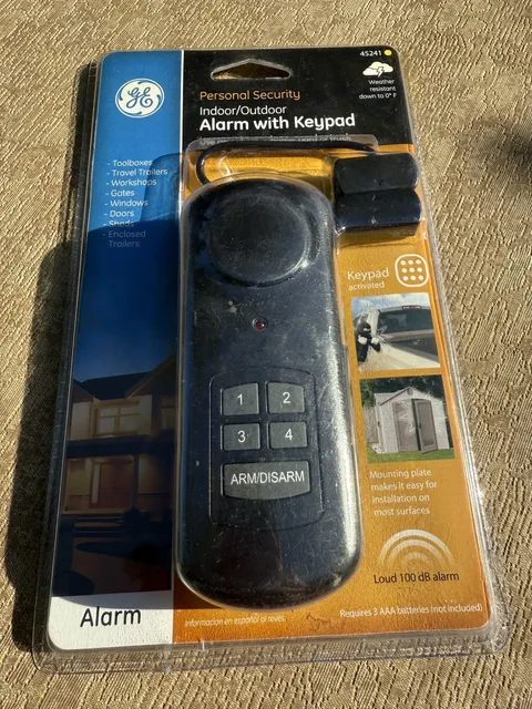 GE PERSONAL SECURITY INDOOR/ OUTDOOR ALARM WITH KEYPAD Brand New Sealed LQQK !!!
