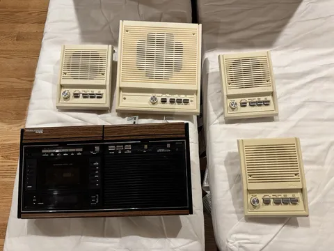 NuTone Intercom IM-4006 Music System with Cassette + 4 Speakers Vintage Set
