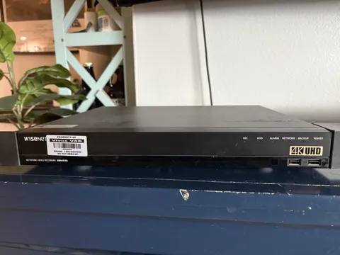 Wisenet XRN-810SN 8-Channel 4K UHD Network Video Recorder NVR, Black